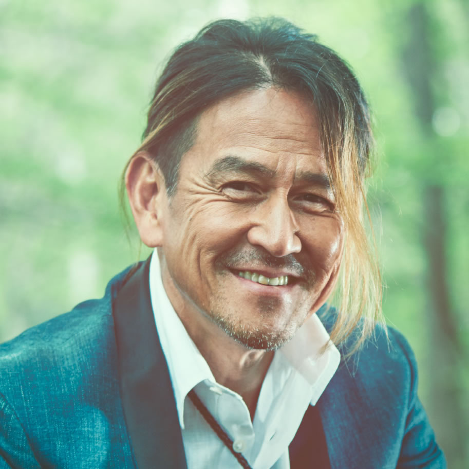 モデル・アウトドアエッセイストの「木村東吉」氏と 柳屋本店「4711ポーチュガル」、広告出演契約